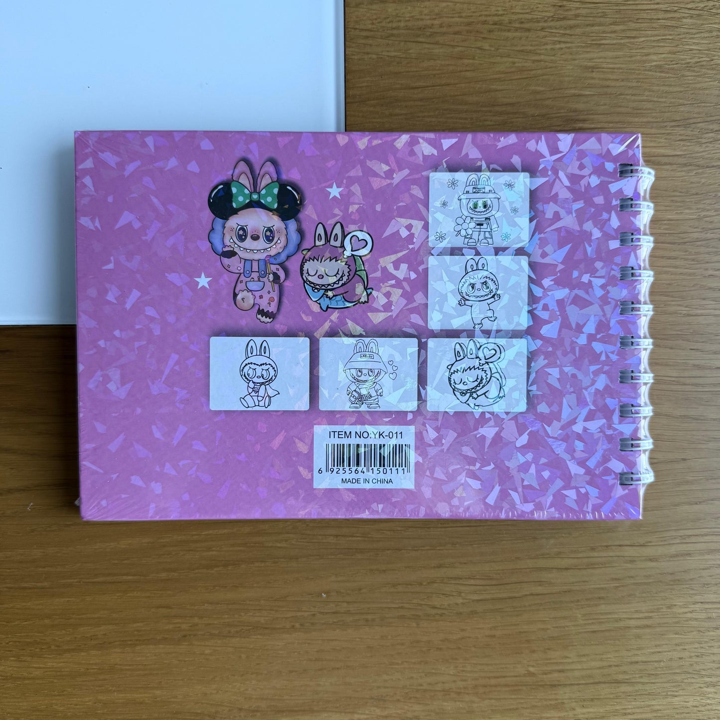 Livro de Colorir - Labubu Lucky