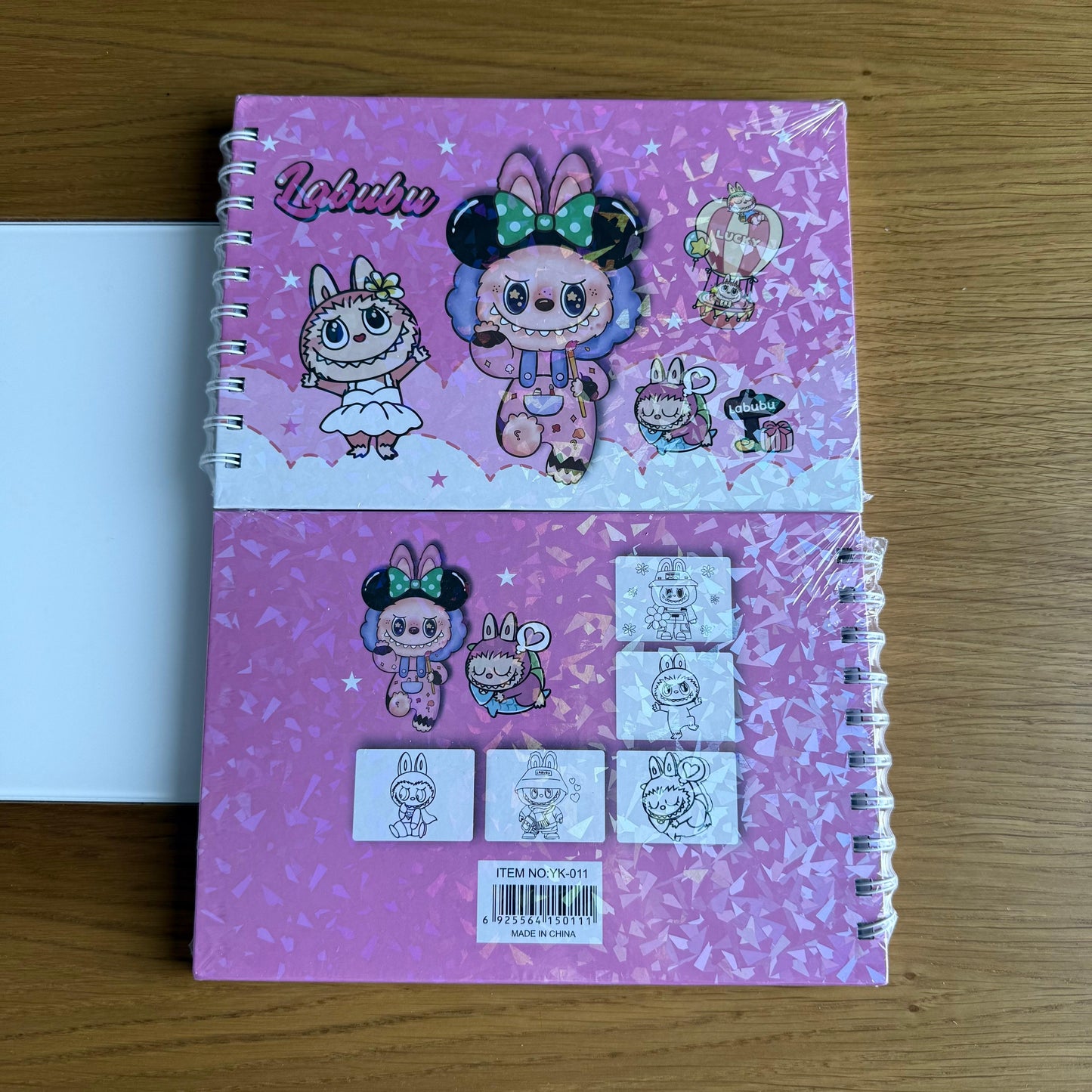 Livro de Colorir - Labubu Lucky